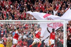 开云体育平台APP-阿森纳前锋精准射门，连续进球