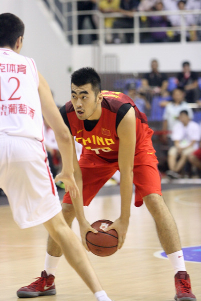 山东荣钢狂胜福建,结束三连败 山东荣钢狂胜福建,结束三连败