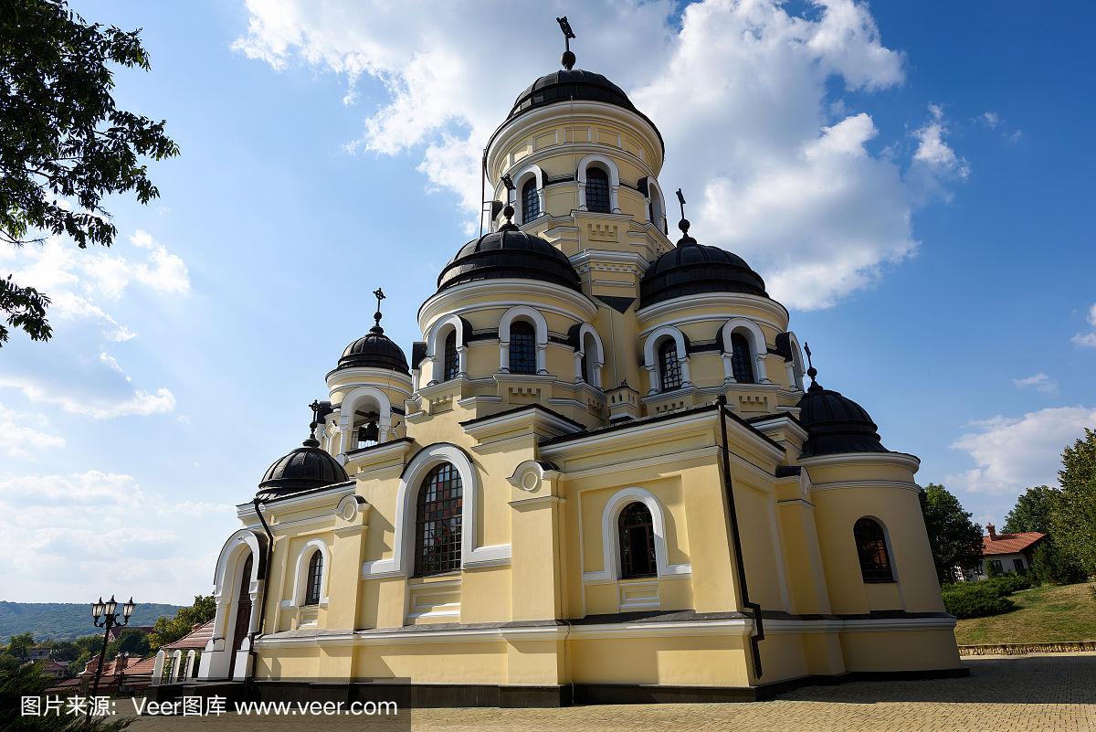 关于摩尔多瓦逆转罗马尼亚，小组前景一片光明的信息