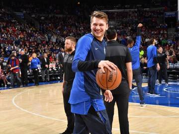 尼斯主帅连续调整战术，力求适应不同对手