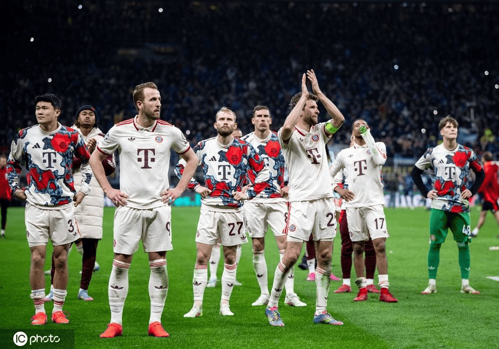 拜仁慢热出局,遭遇欧冠陨落 拜仁慢热出局,遭遇欧冠陨落