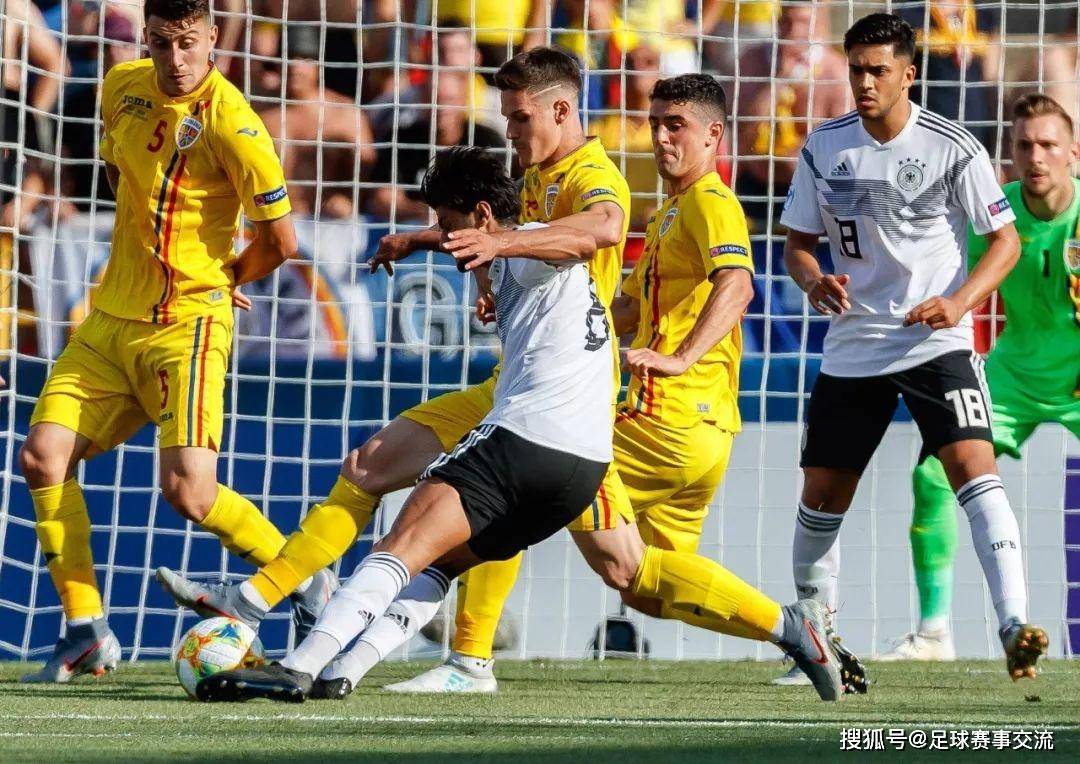 关于意大利足球强队迎战，胜负乃一线之间的信息