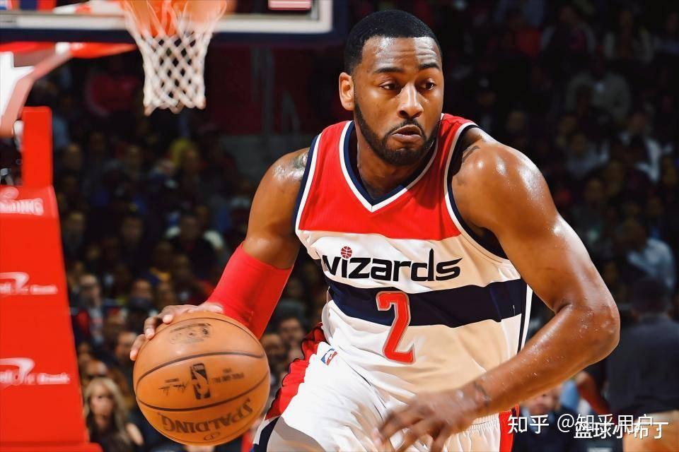 开拓者险胜黄蜂，利拉德关键三分制胜