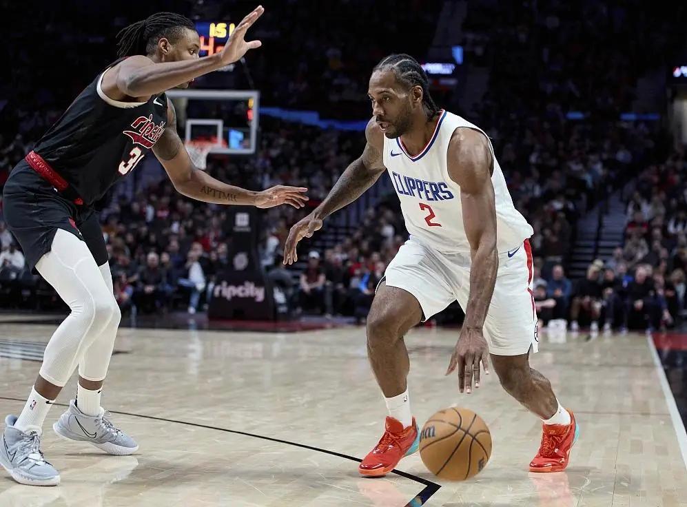 快船大胜黄蜂，乔治独得27分