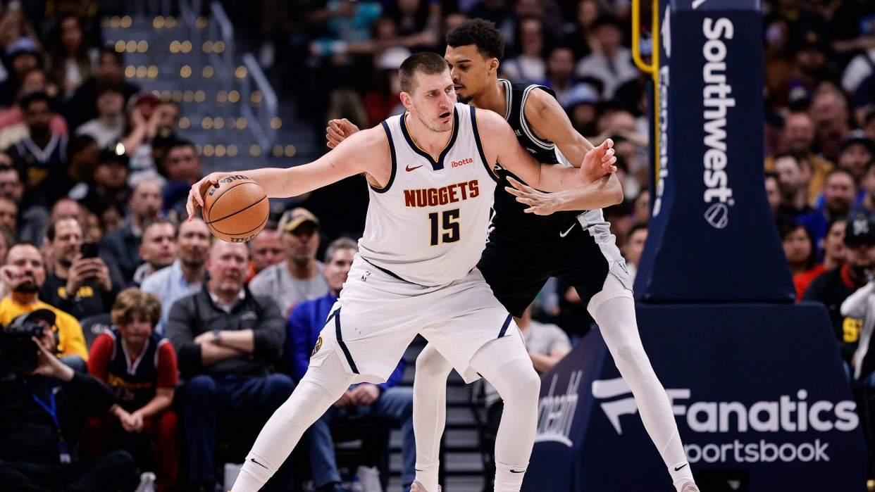 马刺逆转赢下掘金，近期表现亮眼