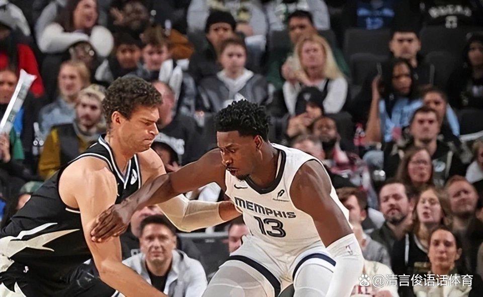 雄鹿负于灰熊双杀失利，字母哥绝望离场