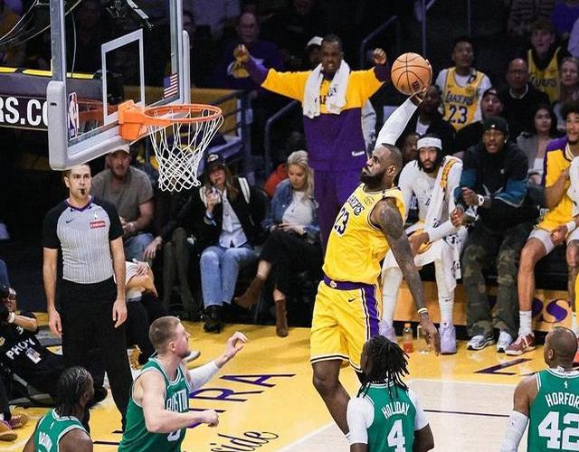 湖人赢下凯尔特人取得胜利