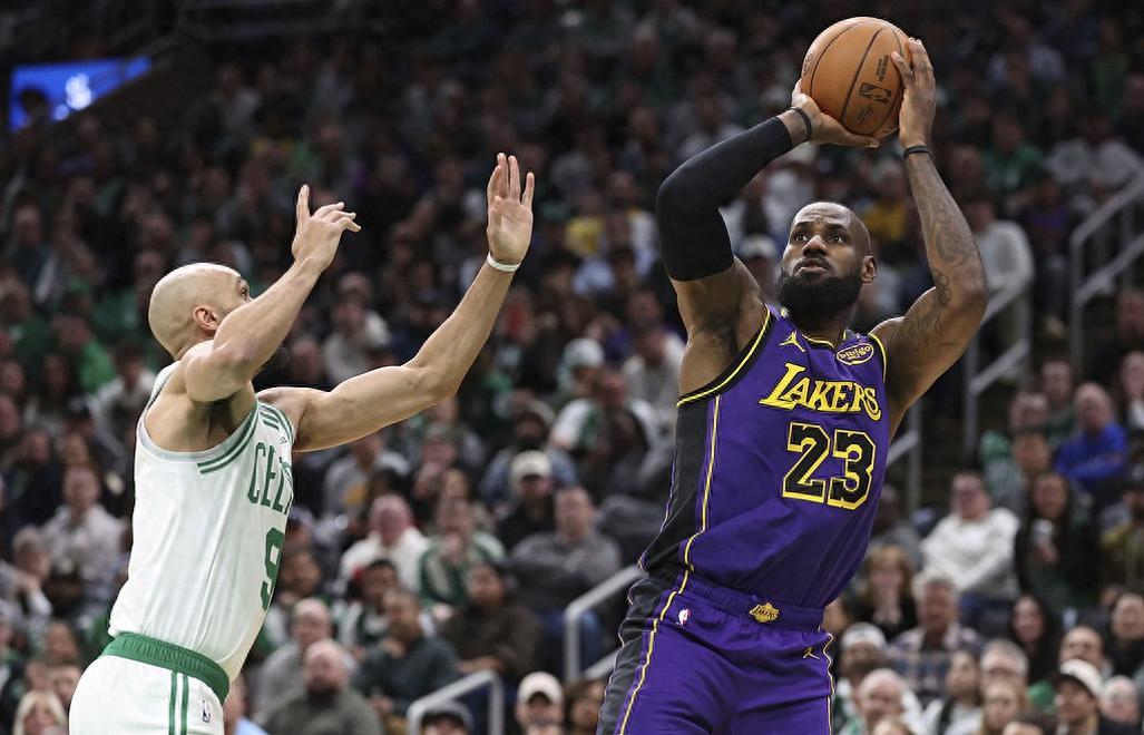 继续疯狂!湖人连胜勇士 继续疯狂!湖人连胜勇士